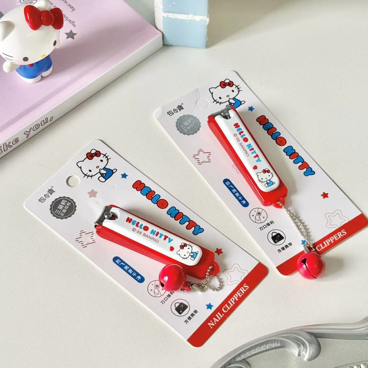 Cute Anti-Splash Nail Clipper for Women – Portable Fingernail Trimmer with Catcher, Student-Friendly Nail Cutter with Safety Guard, Compact Travel Nail Clipper
